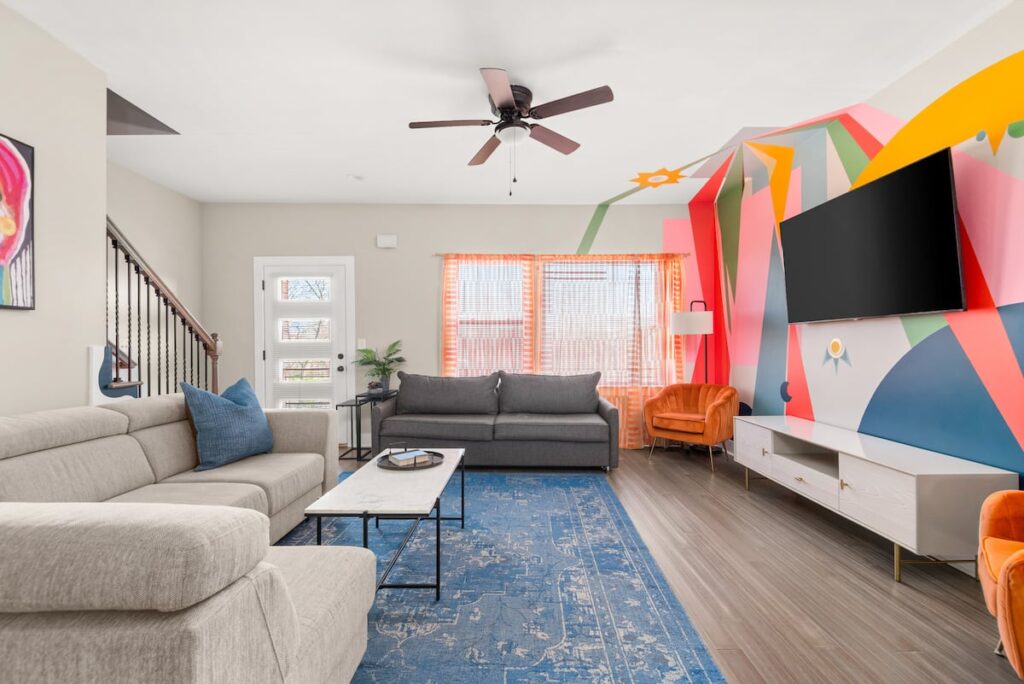 Entire home in Nashville, TN (photo 7)