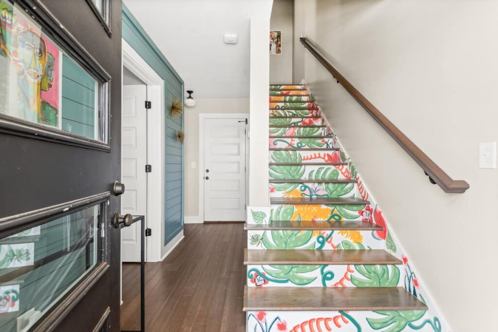 Entire home in Nashville, TN (photo 13)