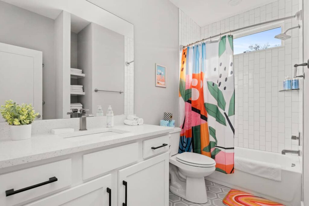 Entire rental unit in Nashville, TN (photo 14)
